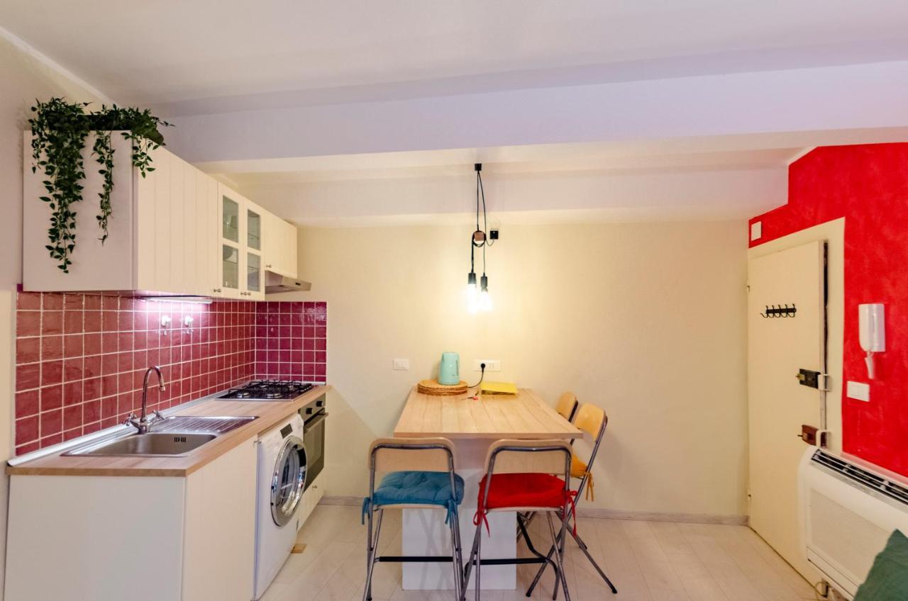 Apartamento Joivy Cosy Flat In The Centre Génova Exterior foto