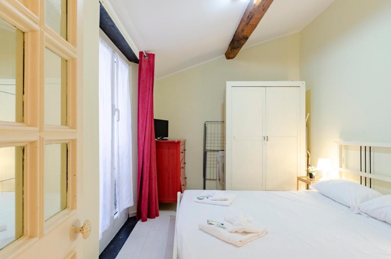 Apartamento Joivy Cosy Flat In The Centre Génova Exterior foto